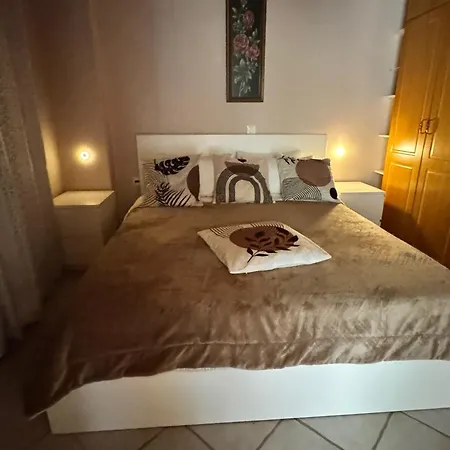 Thea Dysis Ii Areopoli