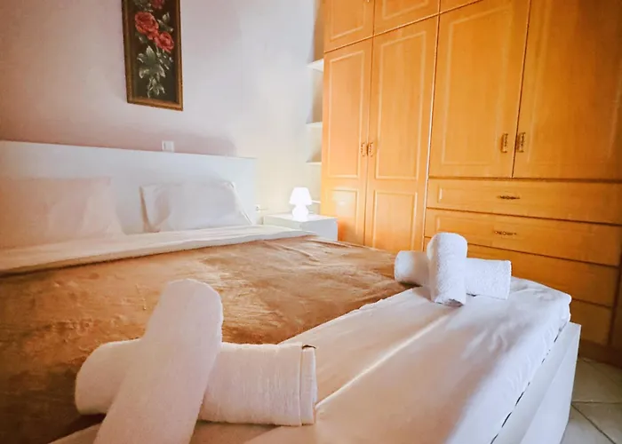 Thea Dysis Ii * Areopoli