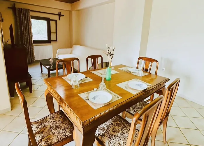 Apartment Thea Dysis Ii